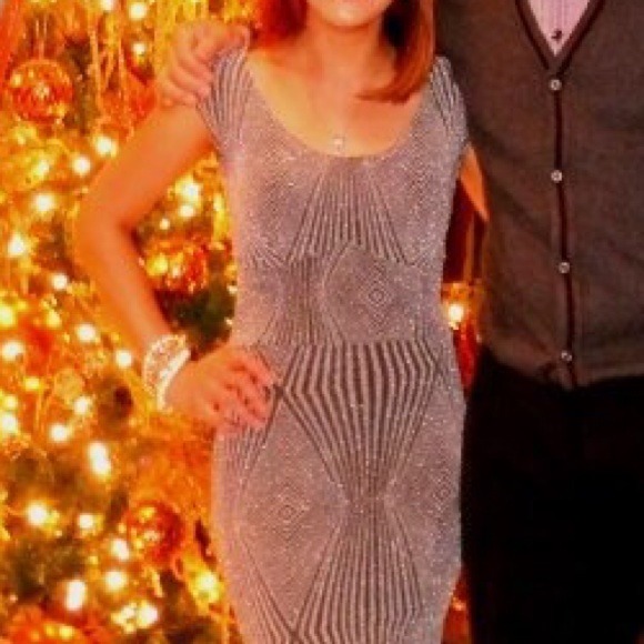 Sold in a bundle -Black/gray glittery Dress - Picture 2 of 4