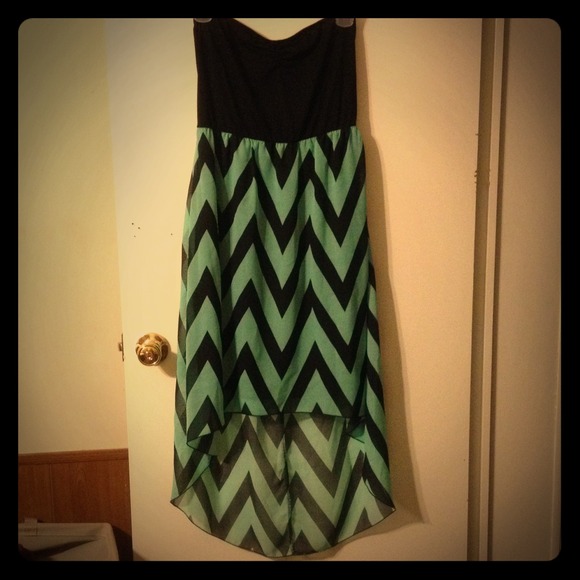 Chevron hi lo strapless dress!