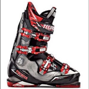 REDUCED!TECNICA 2012 Dragon 100 Advanced Ski Boots