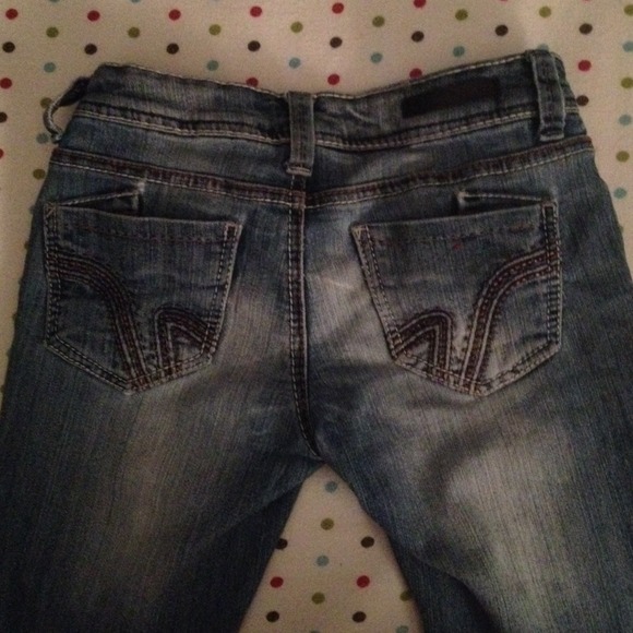 Bootcut Bluejeans - Picture 2 of 4