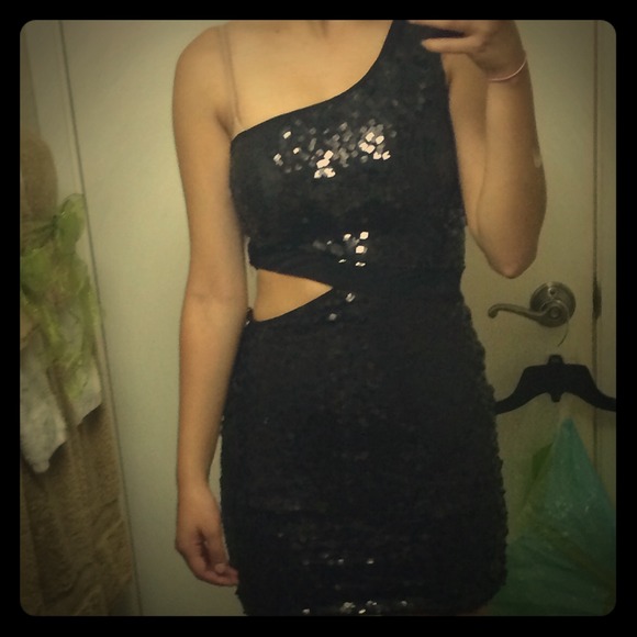 This dress is from Nordstrom size XS