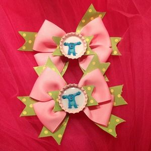 1 available Storybook character hairbow