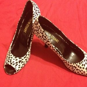 Stunning and fun black and white cheetah shoes