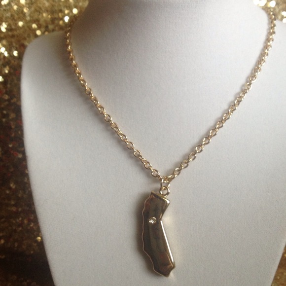Jewelry - Gold California necklace with rhinestone Jewelry - Gold California necklace with rhinestone