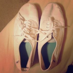 Vans bundle trade!! ❤️