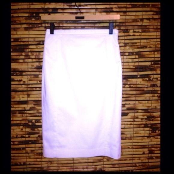 EXPRESS white pencil skirt on hold. Shoes4Sale! - Picture 3 of 5