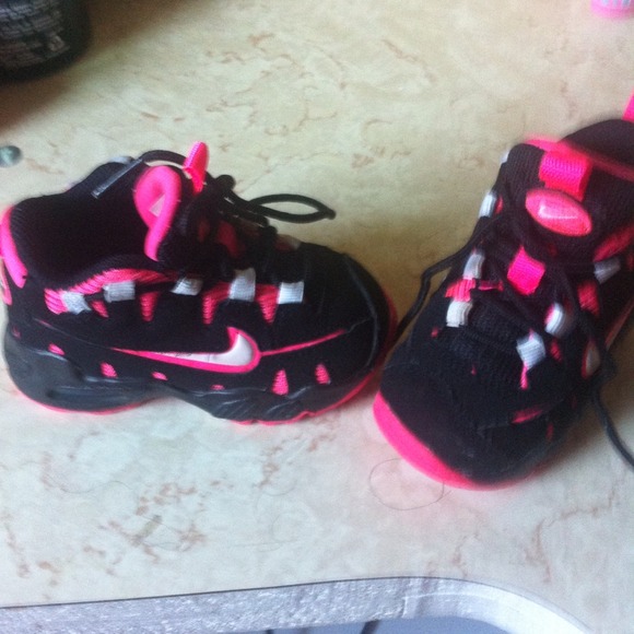 Toddler girl nikes