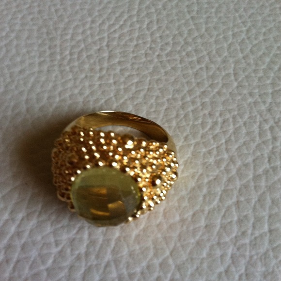 Ring - Picture 2 of 2