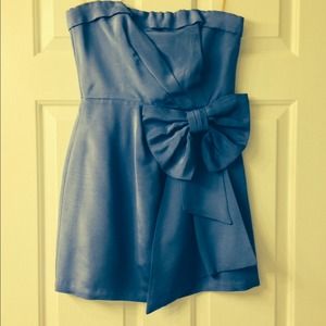Short blue cocktail dress