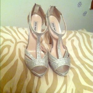 Steve Madden silver glitter heels