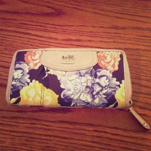 Coach Zip Wallet