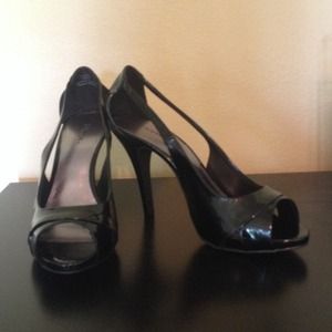 X-APPEAL 4-inch heel