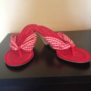 Red 3-inch flip flop wedge