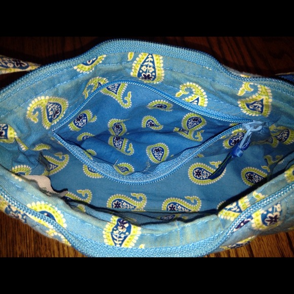 Vera Bradley small purse - Picture 2 of 4
