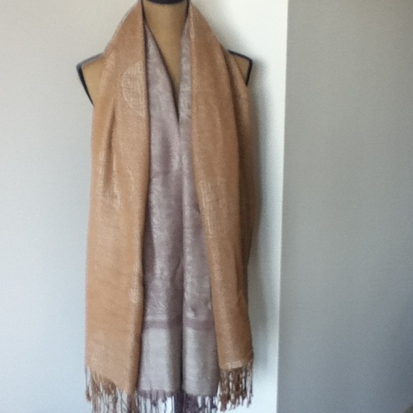 BUNDLE 2 PASHMINAS SOLD to Necee - Picture 2 of 4