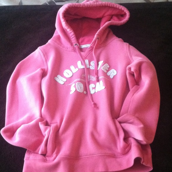 Cozy light pink Hollister SO. CAL hoodie