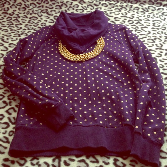 TRADED H&M Purple Turtleneck With Gold Stars