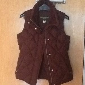 650 fill down vest, burgundy