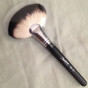 Sedona Lace FB01 Large Fan Brush