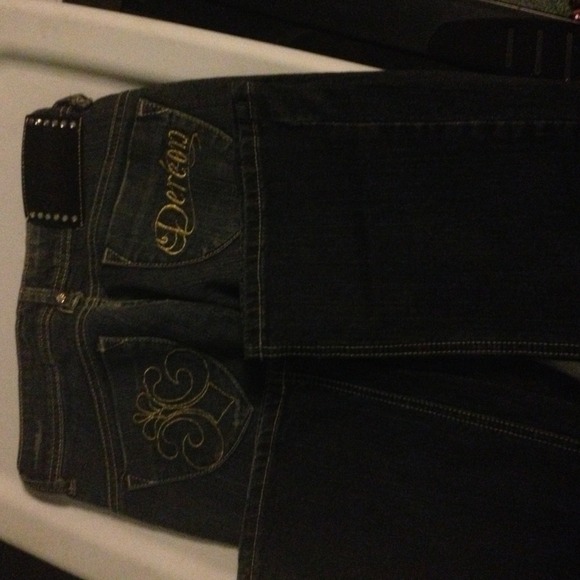 Dereon Blue Jeans - Picture 4 of 4