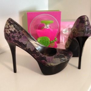 TRADED. Sexy blk with lace heels.