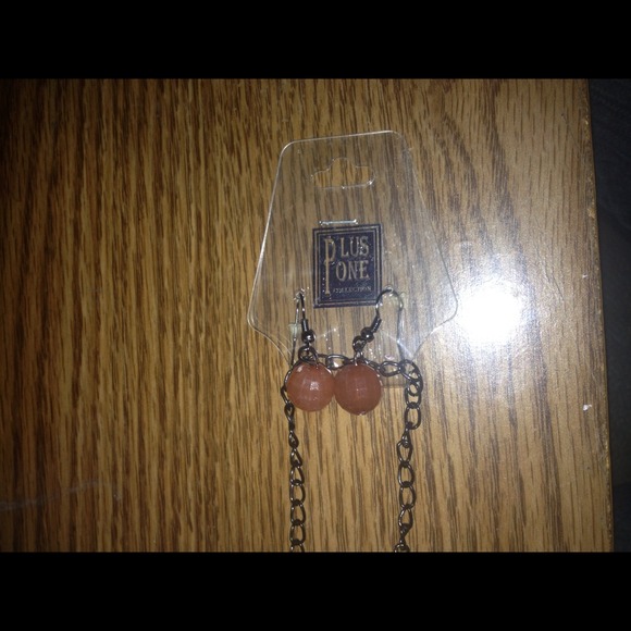 Earring And Necklace Set - Picture 3 of 3