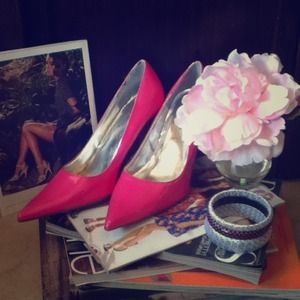 ❌Sold❌Hot pink heels!!! $16