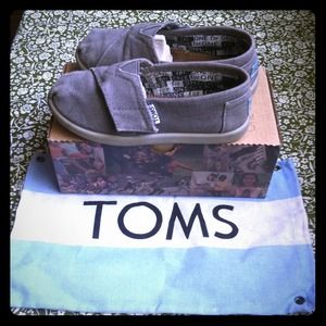Tiny Toms