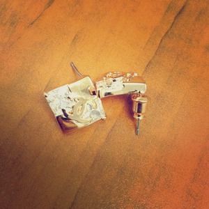 Fashion cc earrings rose gold NOT Chanel