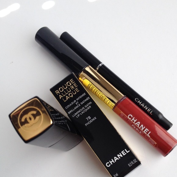 Chanel Makeup and Chanel Brush