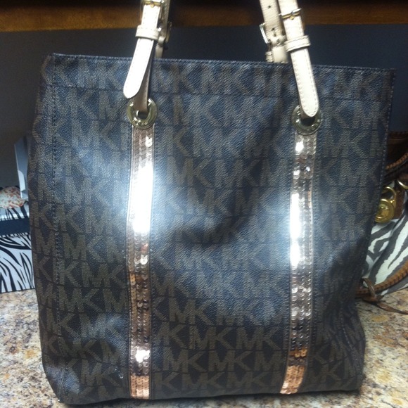 Michael kors rare sequin tote.