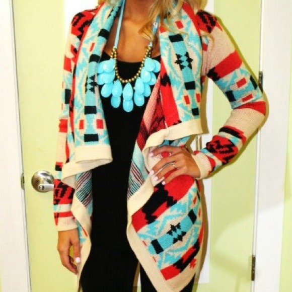 🚫RESERVED🚫 NWOT Aztec Print Open Front Cardigan