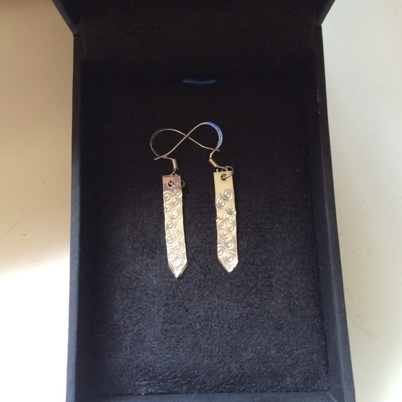 Earrings - Picture 2 of 2