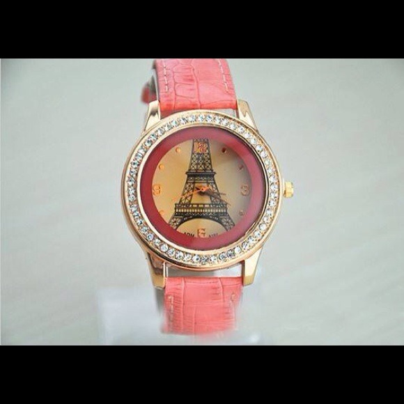 📛SOLd📛Eiffel Tower Paris Watch