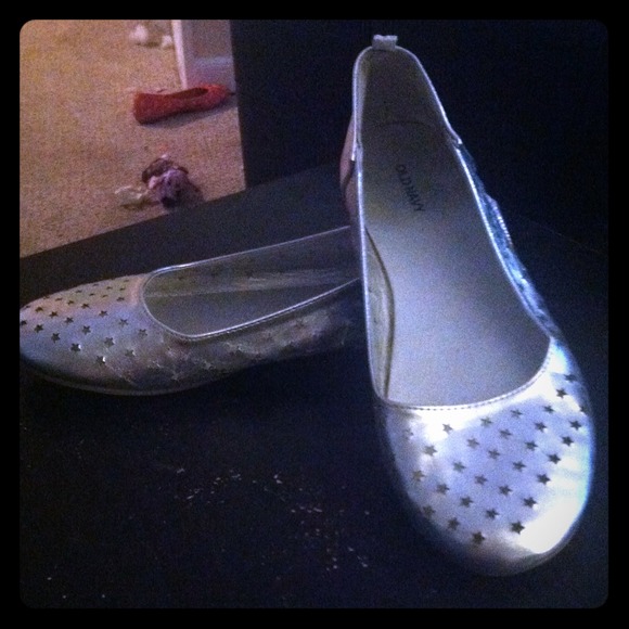 🌟Just Reduced🌟Old Navy silver star ballet flats
