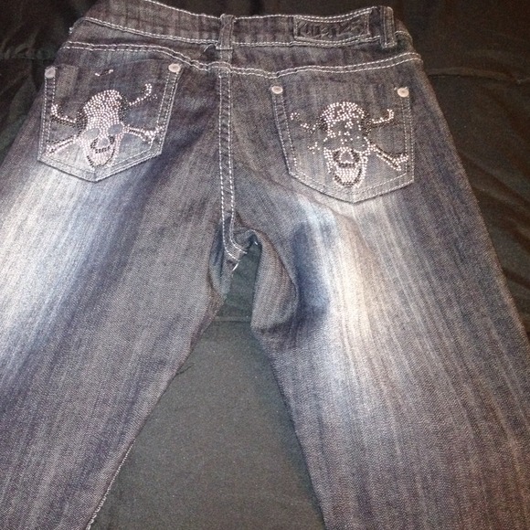 Jeans - Picture 3 of 3