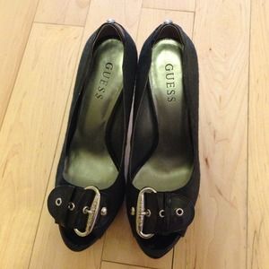 Guess peep-toe heels