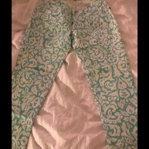 --SOLD-- Mint printed jean