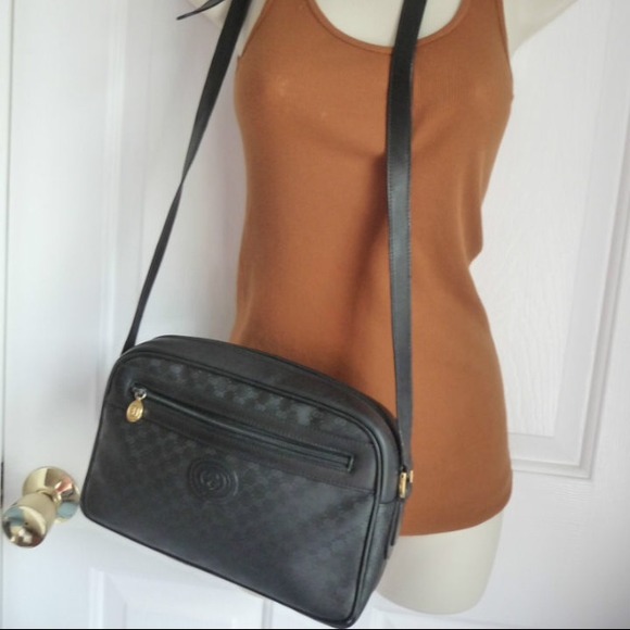 Authentic Gucci monogram bag - Picture 1 of 4