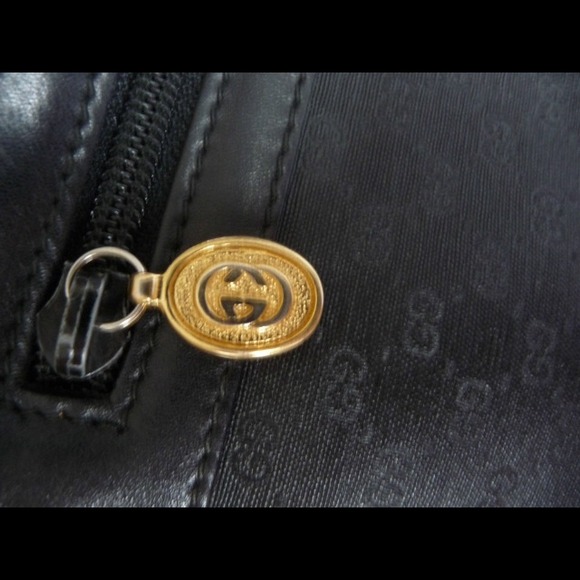 Authentic Gucci monogram bag - Picture 2 of 4