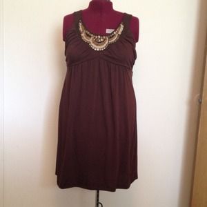 Brown jersey dress with sequins