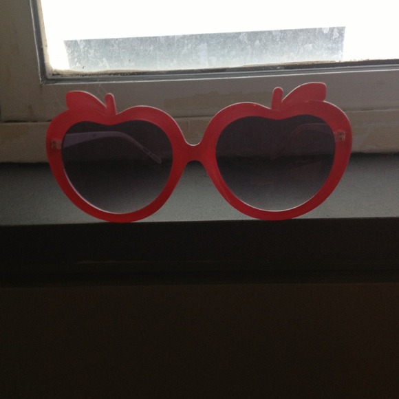 Apple Sunglasses