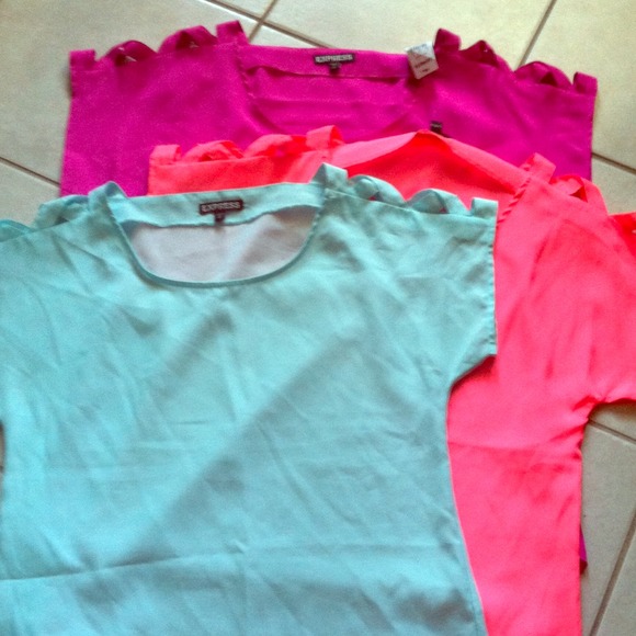 Sold on other site--Express short sleeve blouses