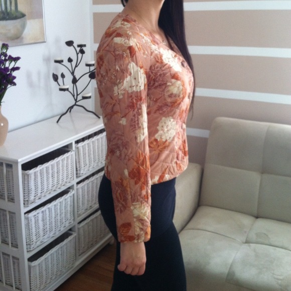 πHOST PICKπGorgeous Italian jacket β€ - Picture 2 of 3