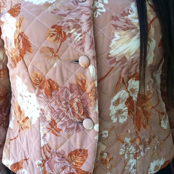 πHOST PICKπGorgeous Italian jacket β€ - Picture 3 of 3