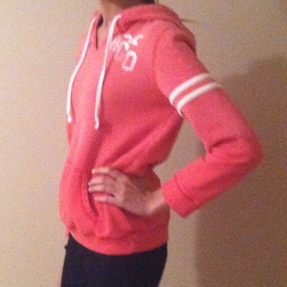 SOLD: Hollister Hoodie Large - Picture 4 of 4