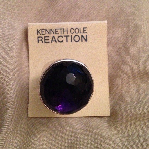 Plum and silver statement ring! - Picture 2 of 4