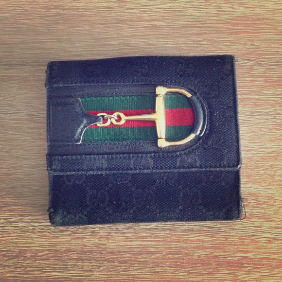 Authentic Gucci wallet