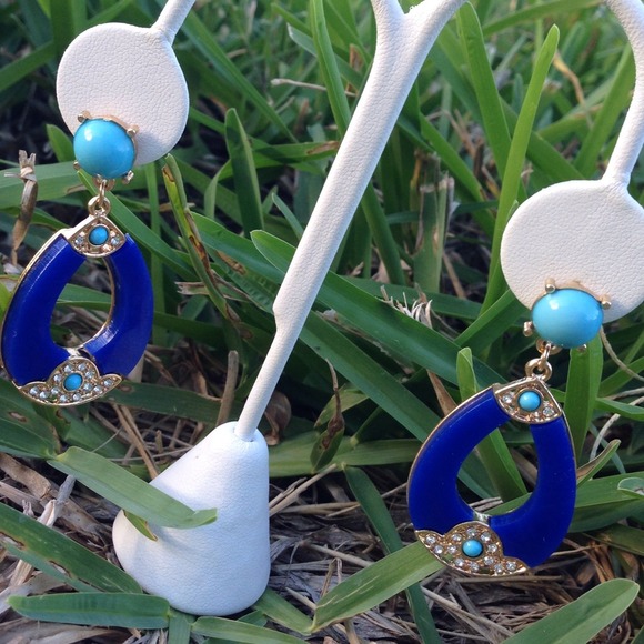 #143 Blue turquoise earrings