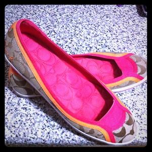 Coach flats